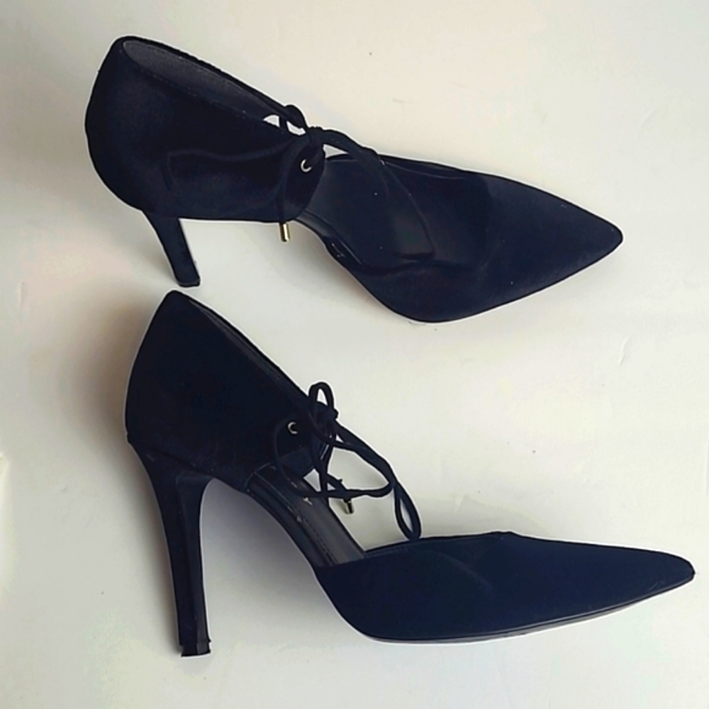 Shoes of Prey Black Suede Heels Size 8